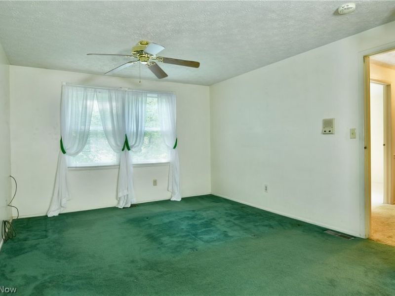 7706 Raglan Drive NE, Warren, OH 44484 Photo 23