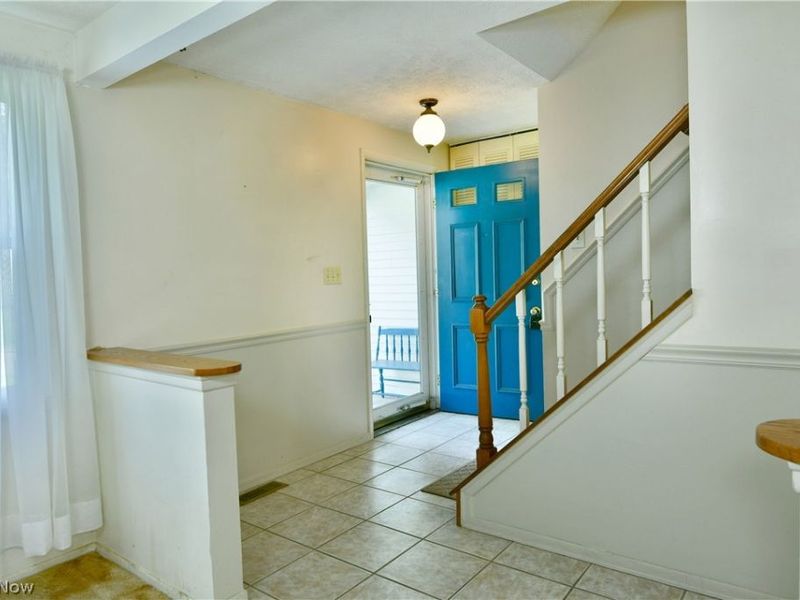 7706 Raglan Drive NE, Warren, OH 44484 Photo 3