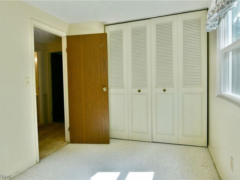 7706 Raglan Drive NE, Warren, OH 44484 Photo 31