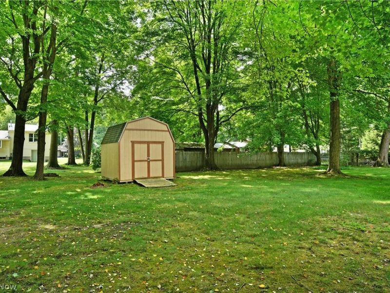 7706 Raglan Drive NE, Warren, OH 44484 Photo 44