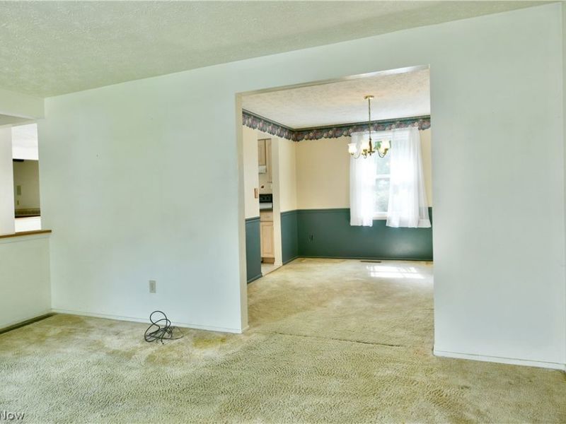 7706 Raglan Drive NE, Warren, OH 44484 Photo 8