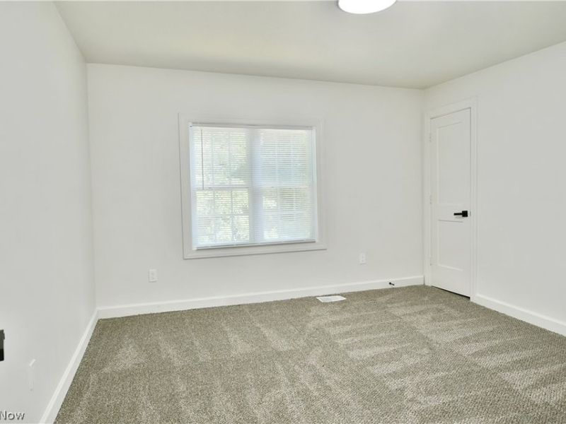 1911 Hubbard Thomas Road, Hubbard, OH 44425 Photo 36