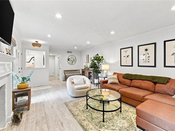 6244 Rosewood Street, Mission, KS 66205