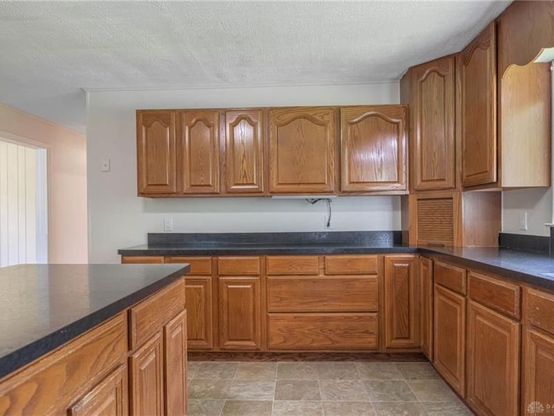 1895 Ryan Road, Clearcreek Township, OH 45066 Photo 8