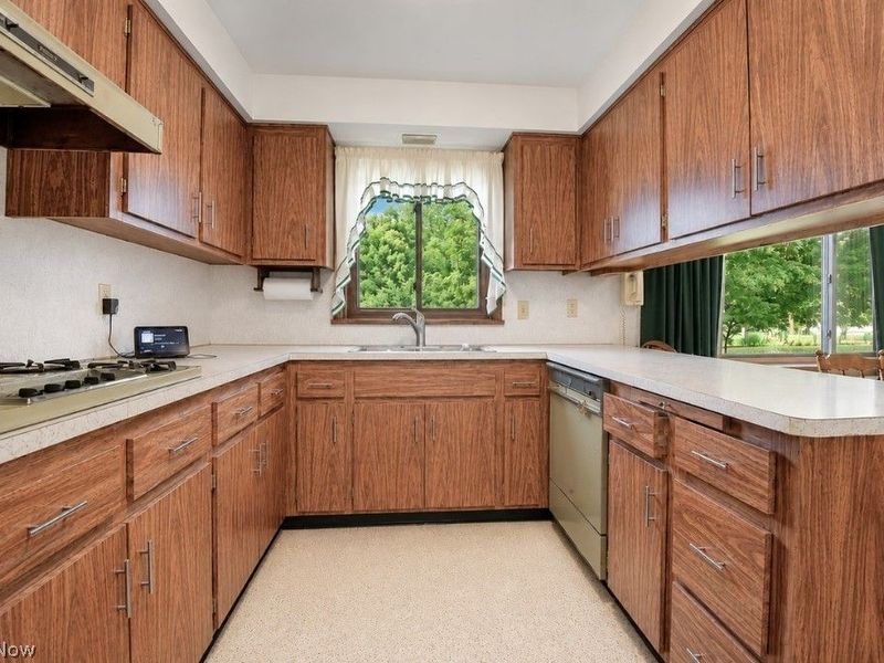 4734 Lockwood Road, Perry, OH 44081 Photo 13