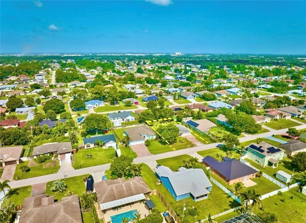 3330 SW Frankford Street, Port Saint Lucie, FL 34953 Photo