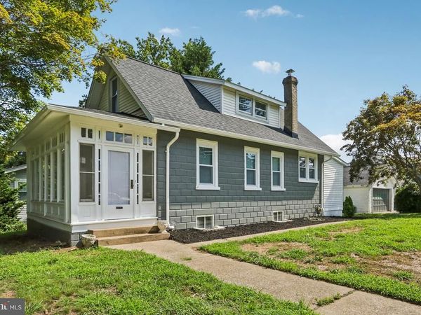 900 LORE AVENUE, WILMINGTON, DE 19809