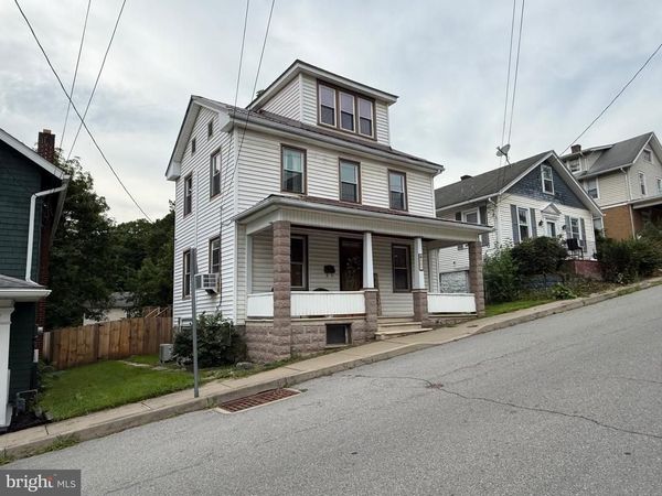 805 5TH STREET , HUNTINGDON, PA 16652