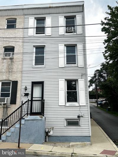 212 William Street, Conshohocken, PA 19428 Main Photo