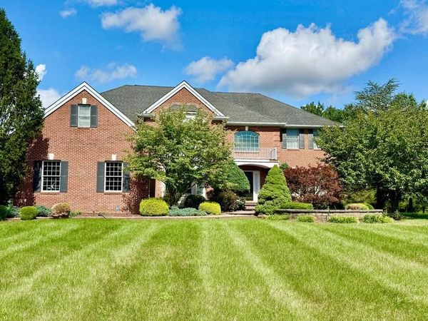 12 DAISY COURT, SKILLMAN, NJ 08558
