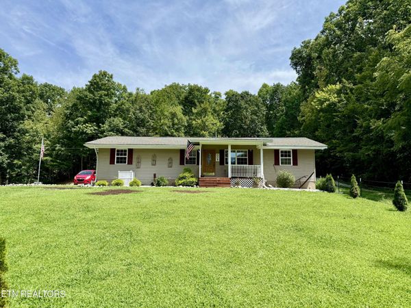 531 Winona Rd, Huntsville, TN 37756