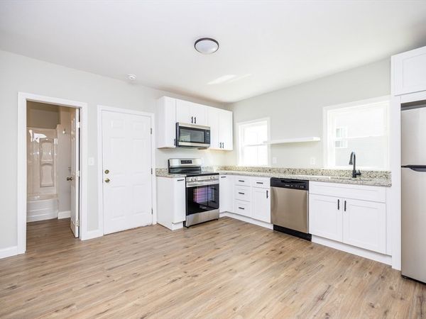 5 S Harlem St, Unit 1, Worcester, MA 01610