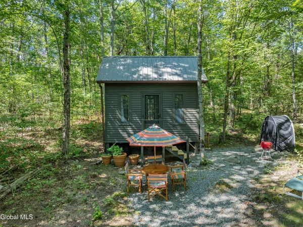 52 Oak Hill Road, Granville, NY 12832