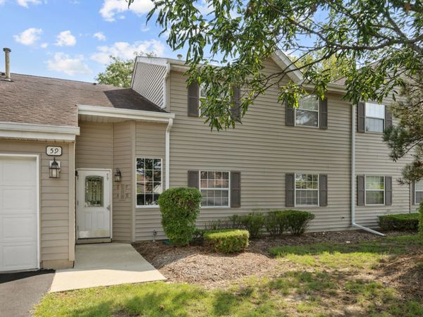 59 Gant Circle , Unit A, Streamwood, IL 60107