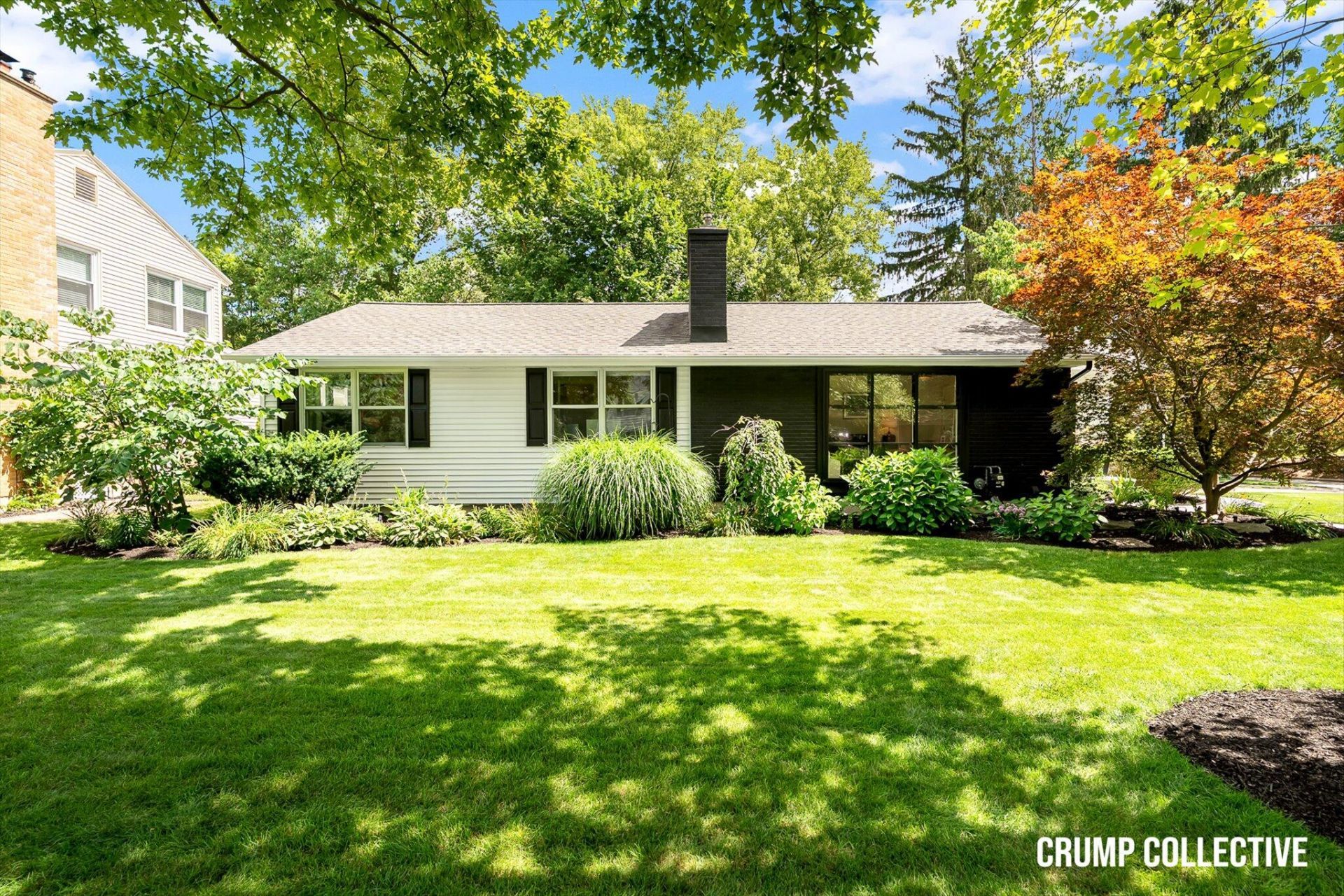 1050 San Jose Drive Se, East Grand Rapids, MI 49506 Main Photo