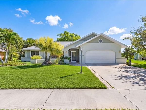 4220 Glasgow CT , NORTH FORT MYERS, FL 33903
