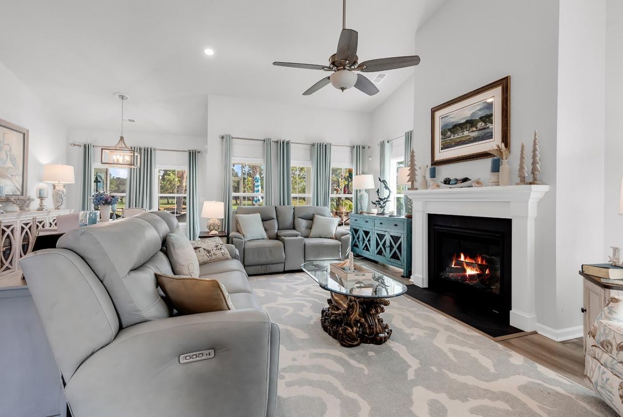5672 Canary Island Ct. Photo 10