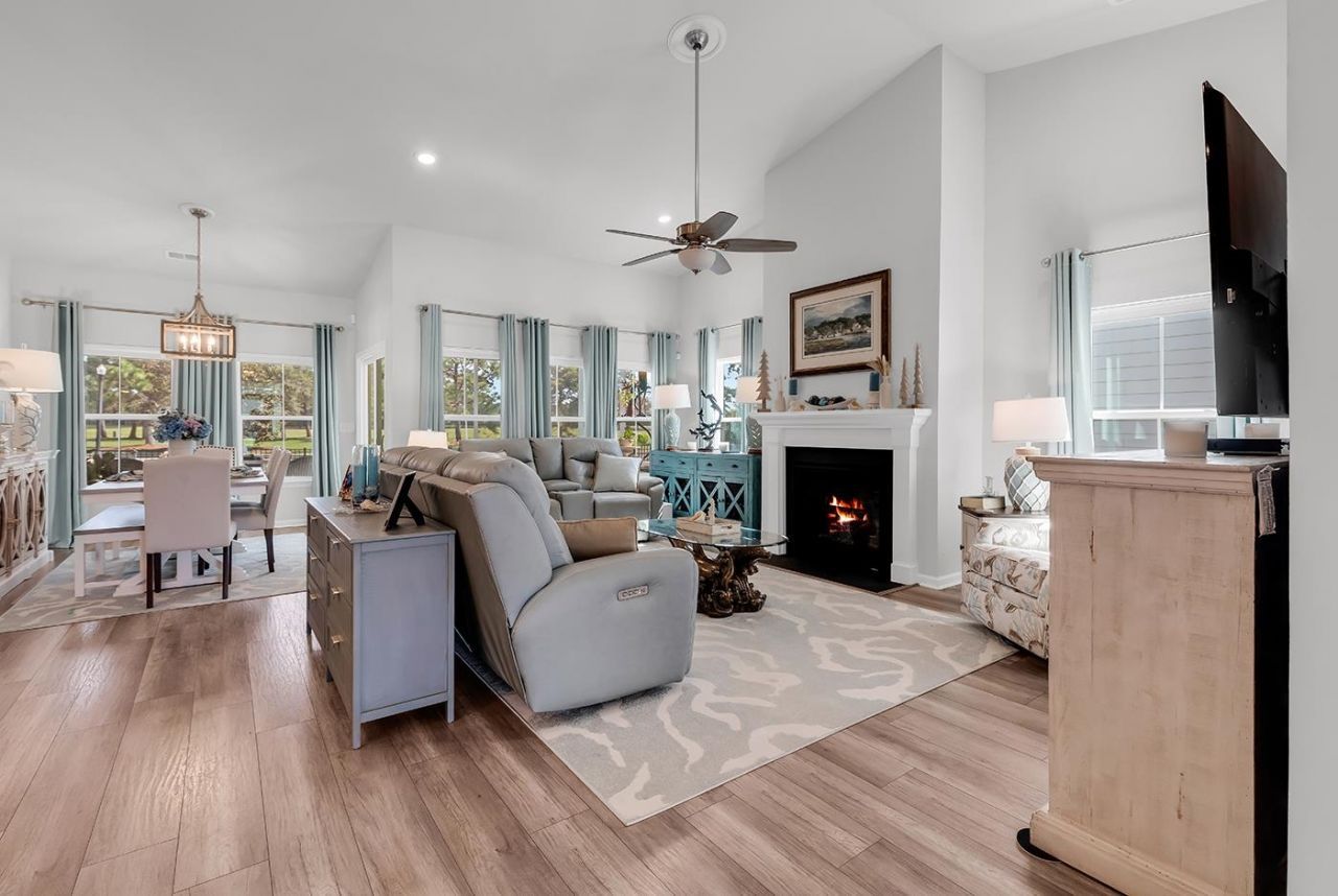 5672 Canary Island Ct. Photo 11
