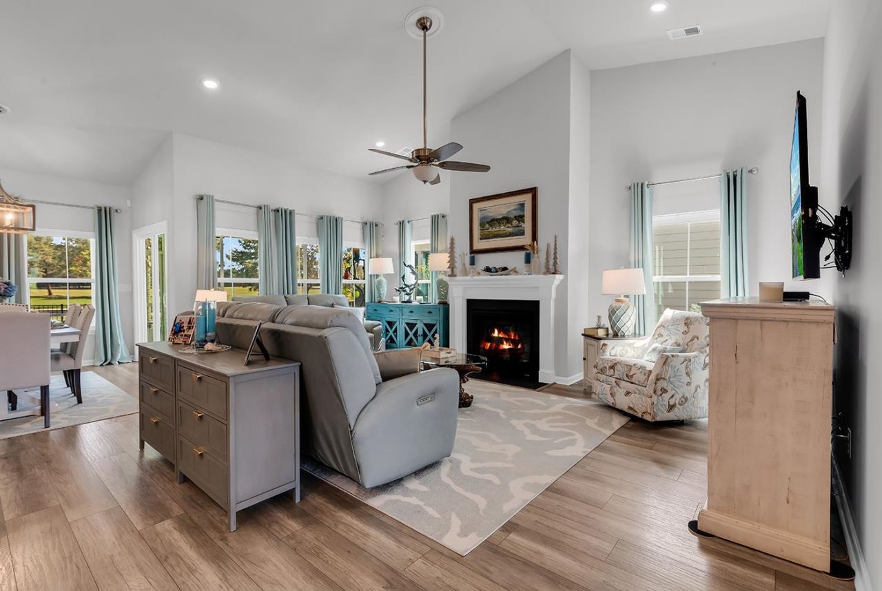 5672 Canary Island Ct. Photo 8