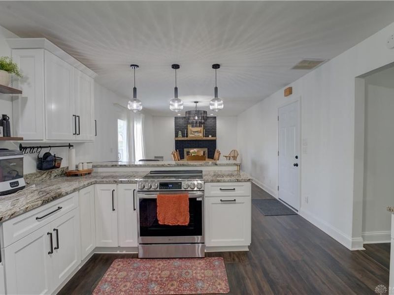 1381 Oaktree Drive, Greenville, OH 45331 Photo 10