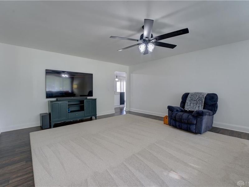 1381 Oaktree Drive, Greenville, OH 45331 Photo 7