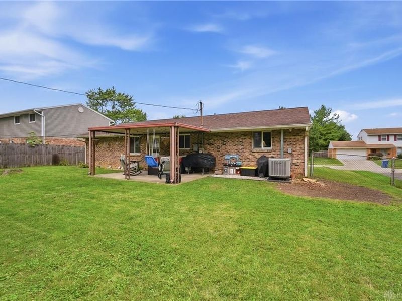 7044 Safari Drive, Huber Heights, OH 45424 Photo 39