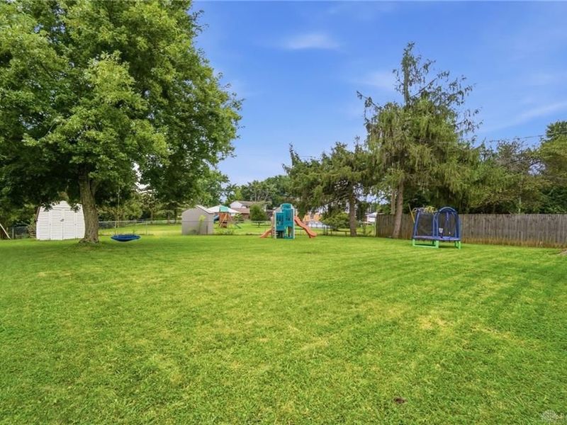 7044 Safari Drive, Huber Heights, OH 45424 Photo 45