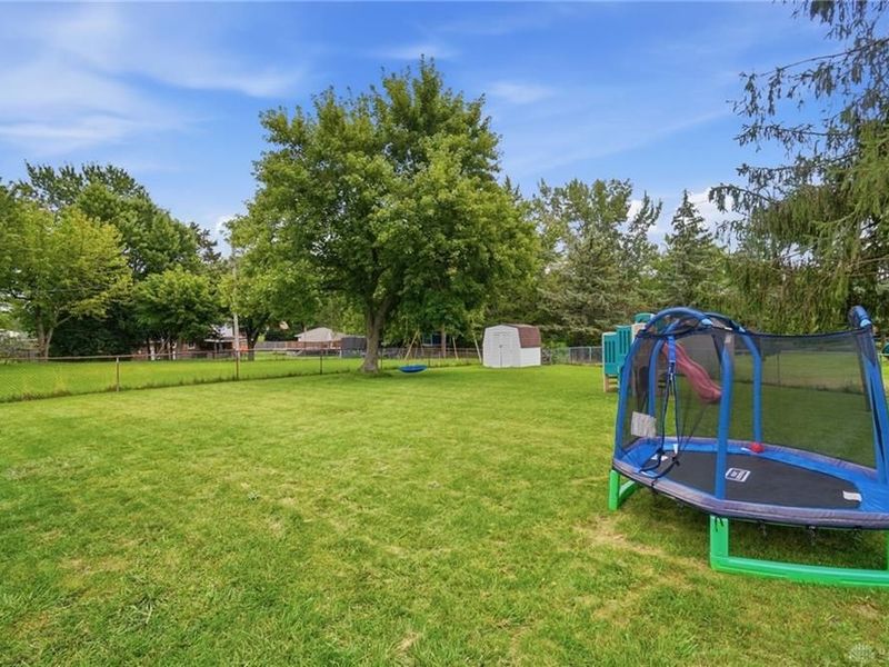 7044 Safari Drive, Huber Heights, OH 45424 Photo 46