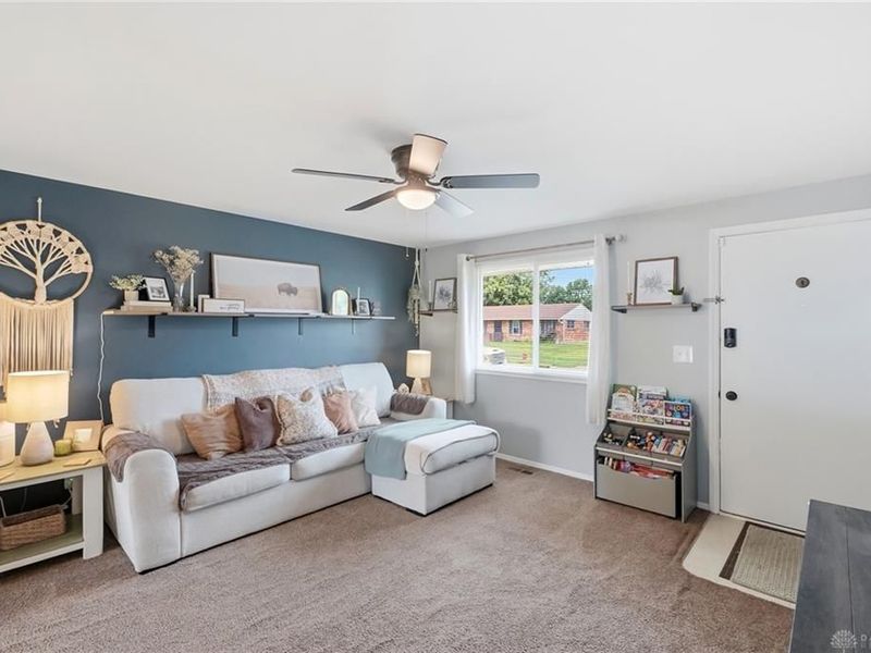 7044 Safari Drive, Huber Heights, OH 45424 Photo 7