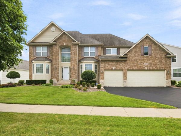 15913 S Selfridge Circle , Plainfield, IL 60586