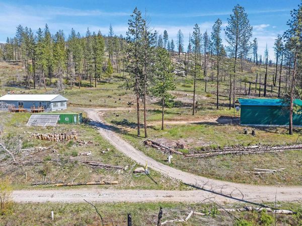 5067 Rail Canyon Rd, Springdale, WA 99173