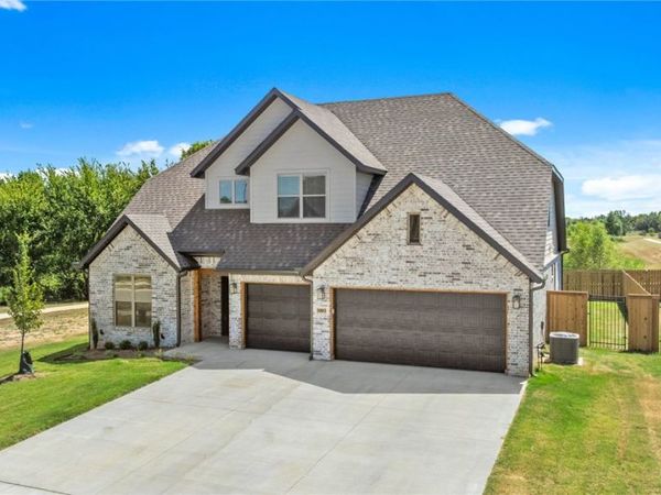 3003 SW Little Elm Loop , Bentonville, AR 72713