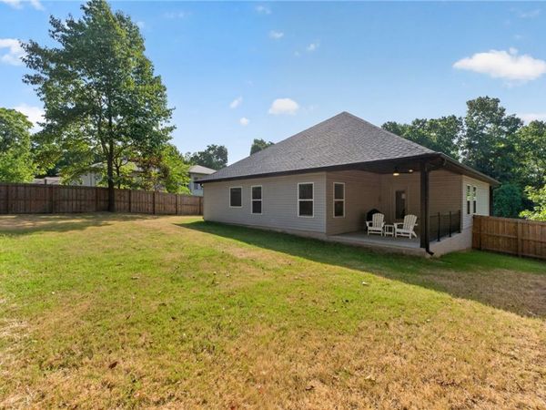 4 Clovelly Lane , Bella Vista, AR 72715