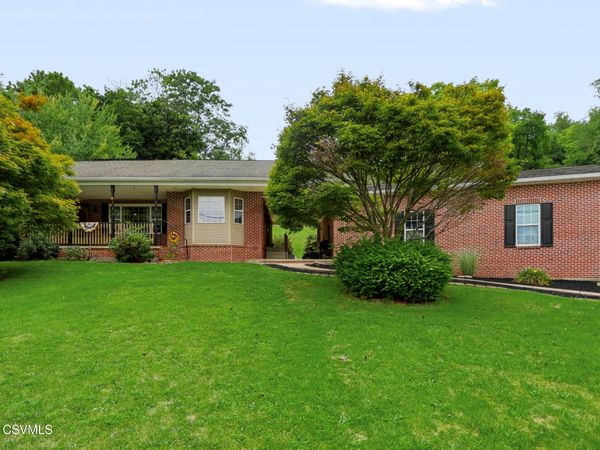 1712 S SUSQUEHANNA Trail , Port Trevorton, PA 17864