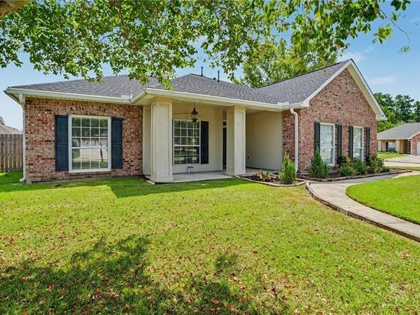 1002 DEBORAH Drive , Slidell, LA 70461