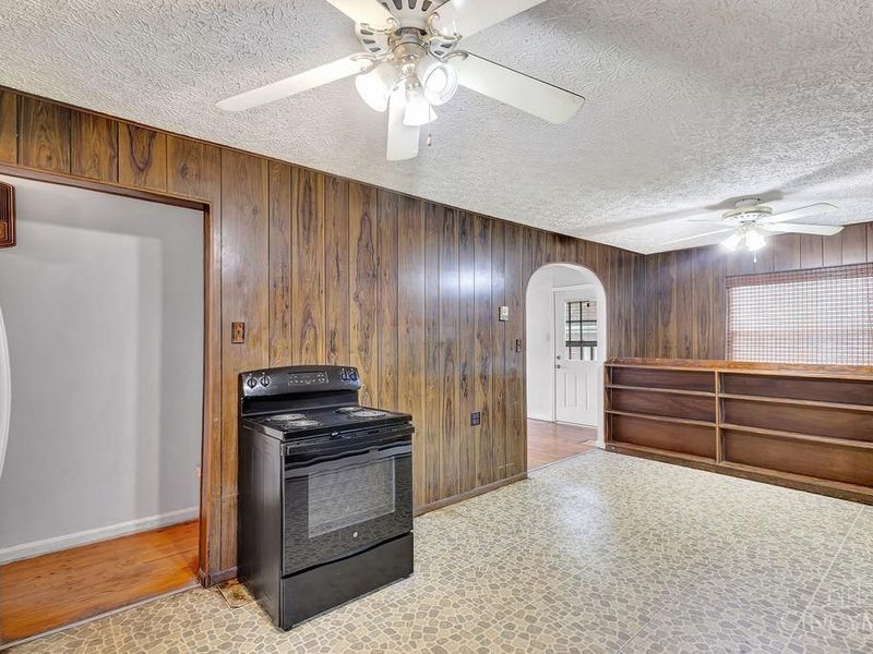 5517 Karen Avenue, Green Township, OH 45248 Photo 12
