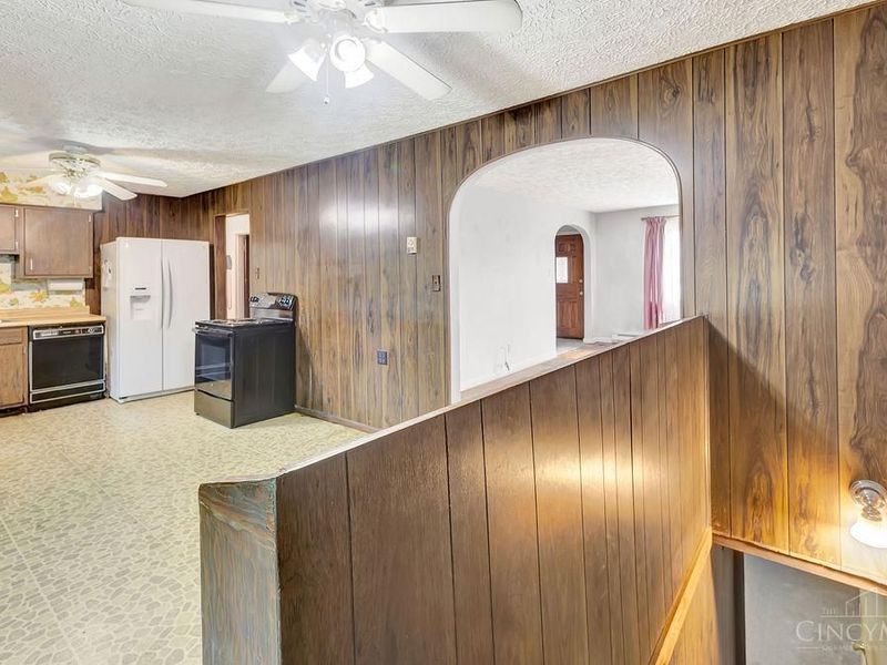 5517 Karen Avenue, Green Township, OH 45248 Photo 13