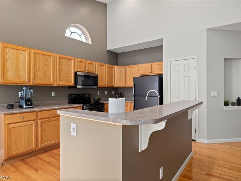 5052 Forestland Court , Brunswick, OH 44212 Photo 8