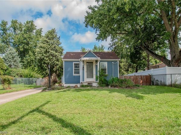 2841 Shelburn Avenue , Akron, OH 44312