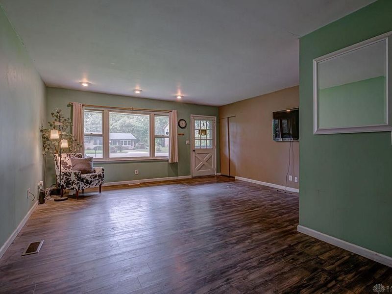 390 Timrick Place, Monroe, OH 45050 Photo 6