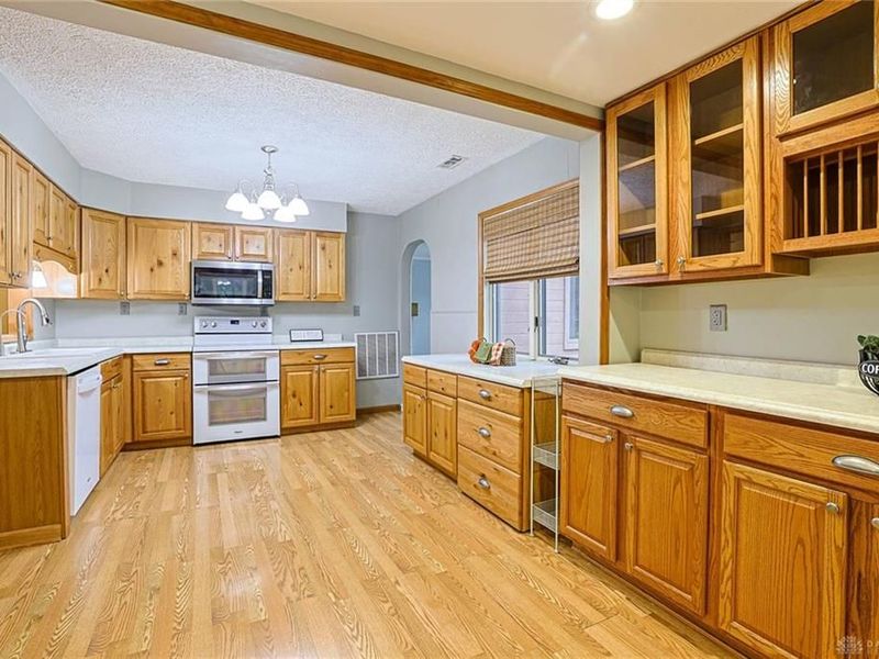 3091 Fairfield Pike, Springfield, OH 45502 Photo 11