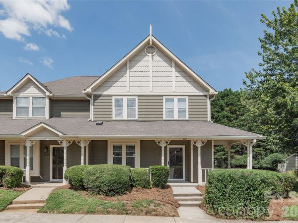 2744 Von Thuringer Court , Charlotte, NC 28210