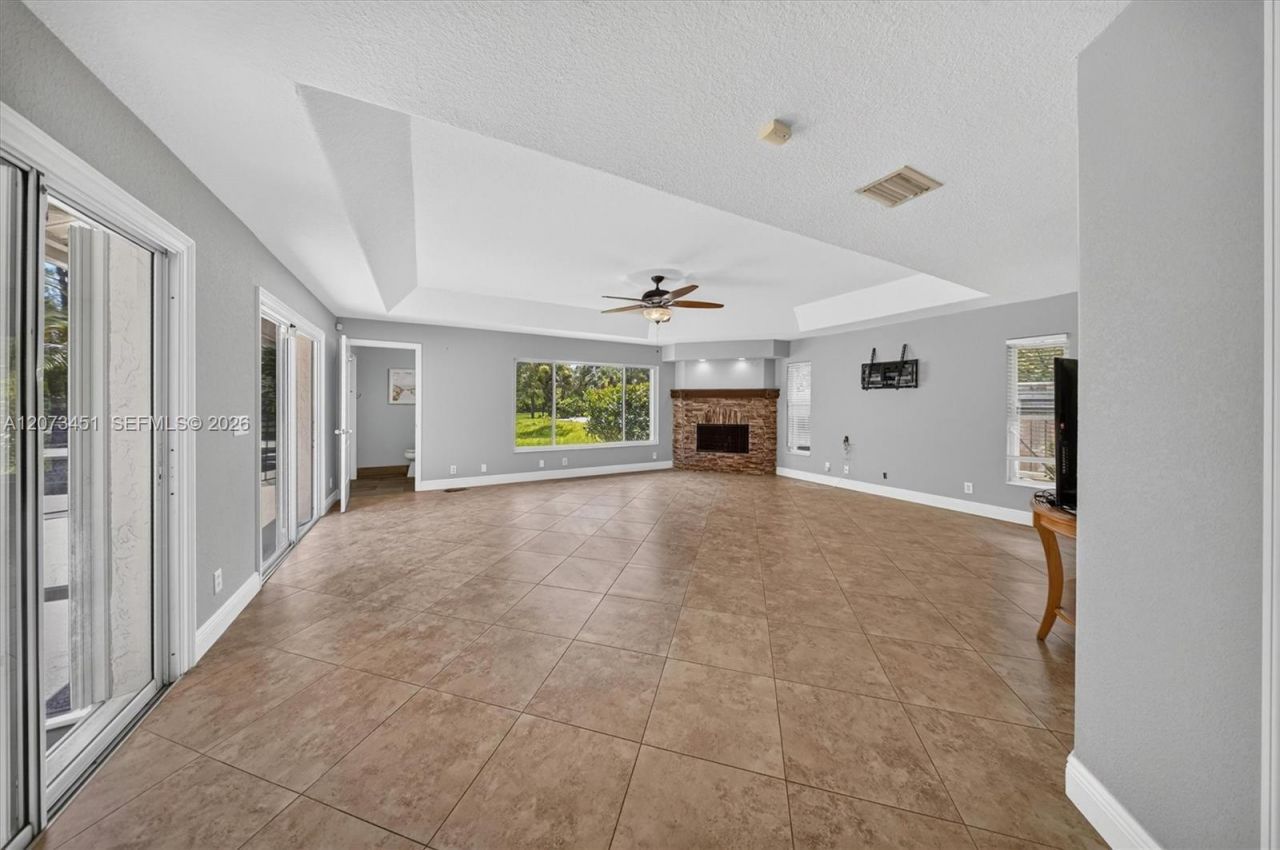 1215 Stallion Dr , Loxahatchee, FL 33470 Photo