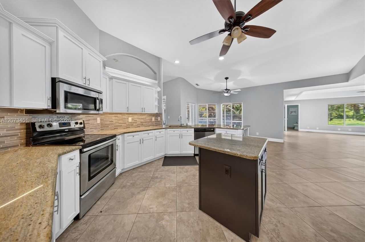 1215 Stallion Dr , Loxahatchee, FL 33470 Photo