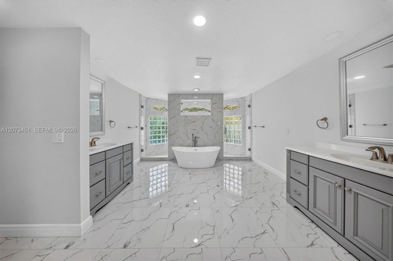 1215 Stallion Dr , Loxahatchee, FL 33470 Photo