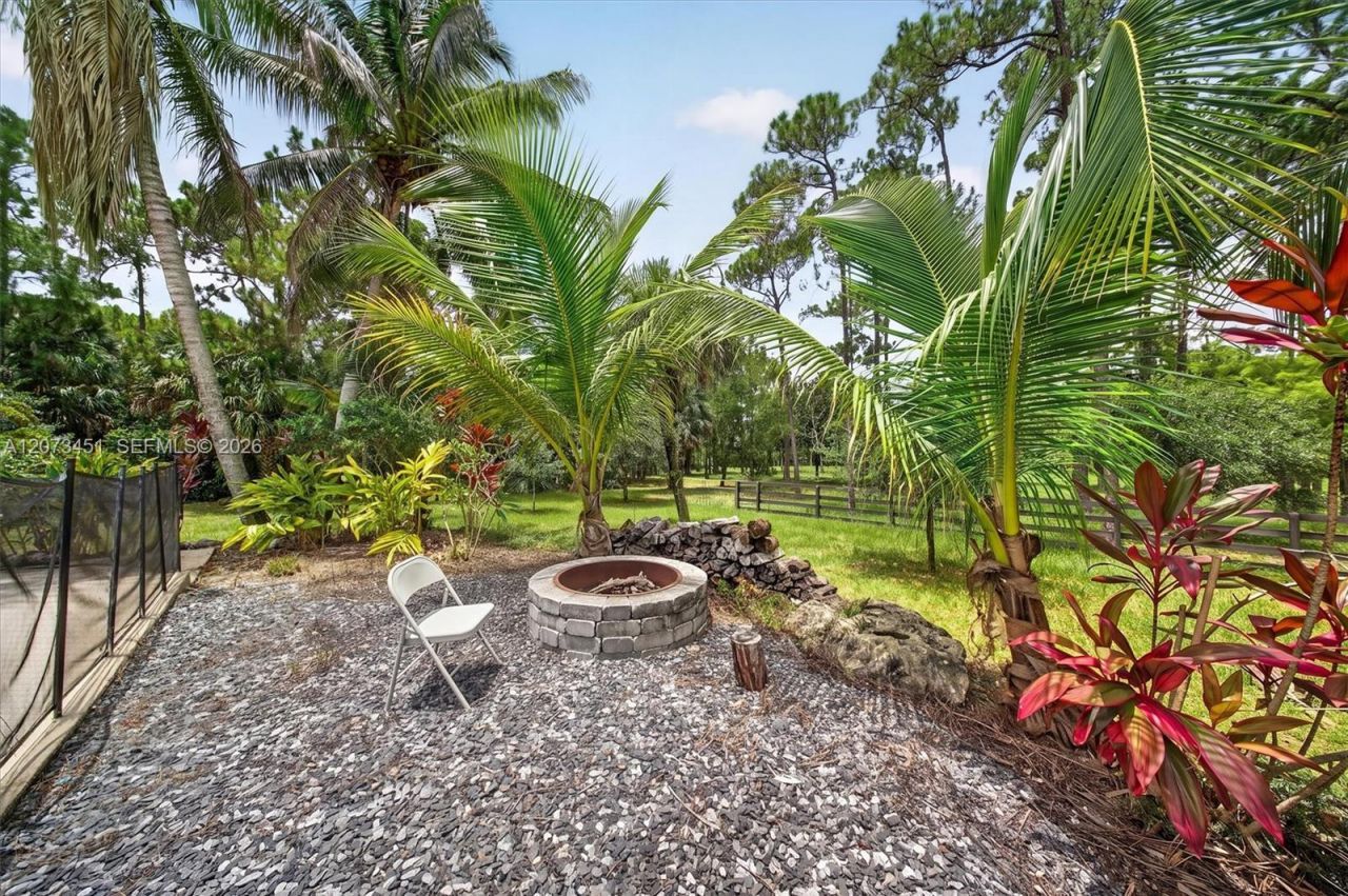 1215 Stallion Dr , Loxahatchee, FL 33470 Photo
