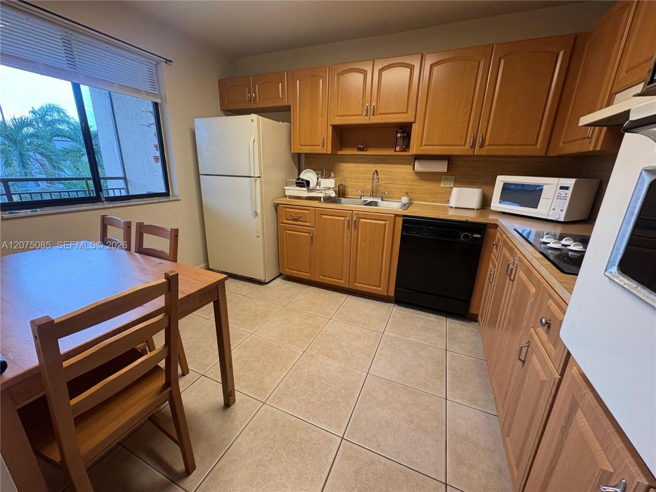 16471 Blatt Blvd, Unit 203, Weston, FL 33326 Photo