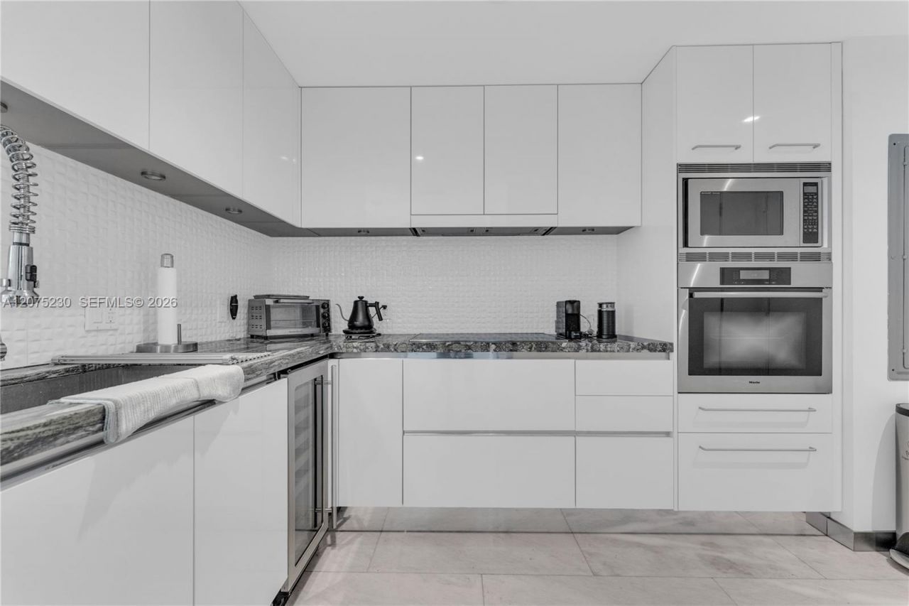 17001 Collins Ave , Unit 4102, Sunny Isles Beach, FL 33160 Photo