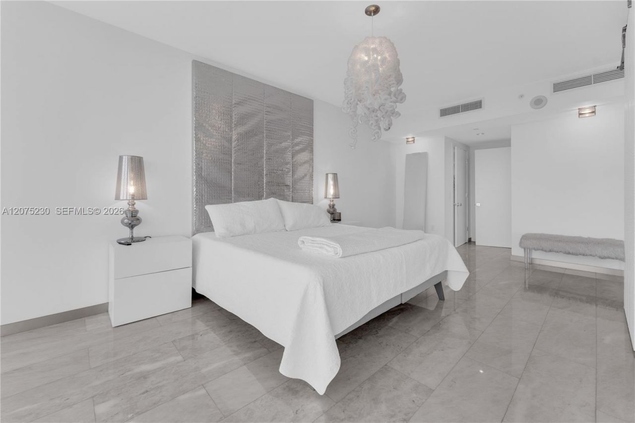 17001 Collins Ave , Unit 4102, Sunny Isles Beach, FL 33160 Photo