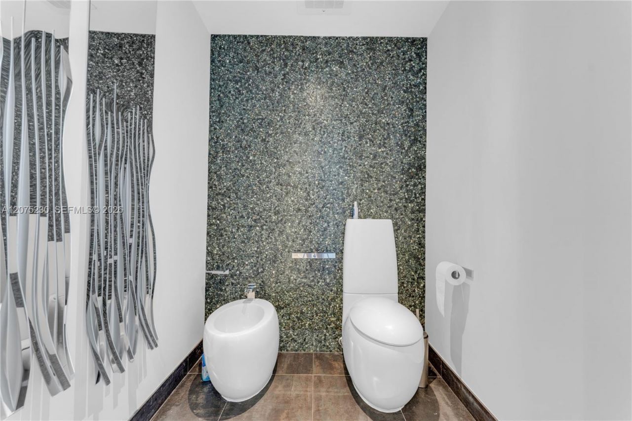 17001 Collins Ave , Unit 4102, Sunny Isles Beach, FL 33160 Photo